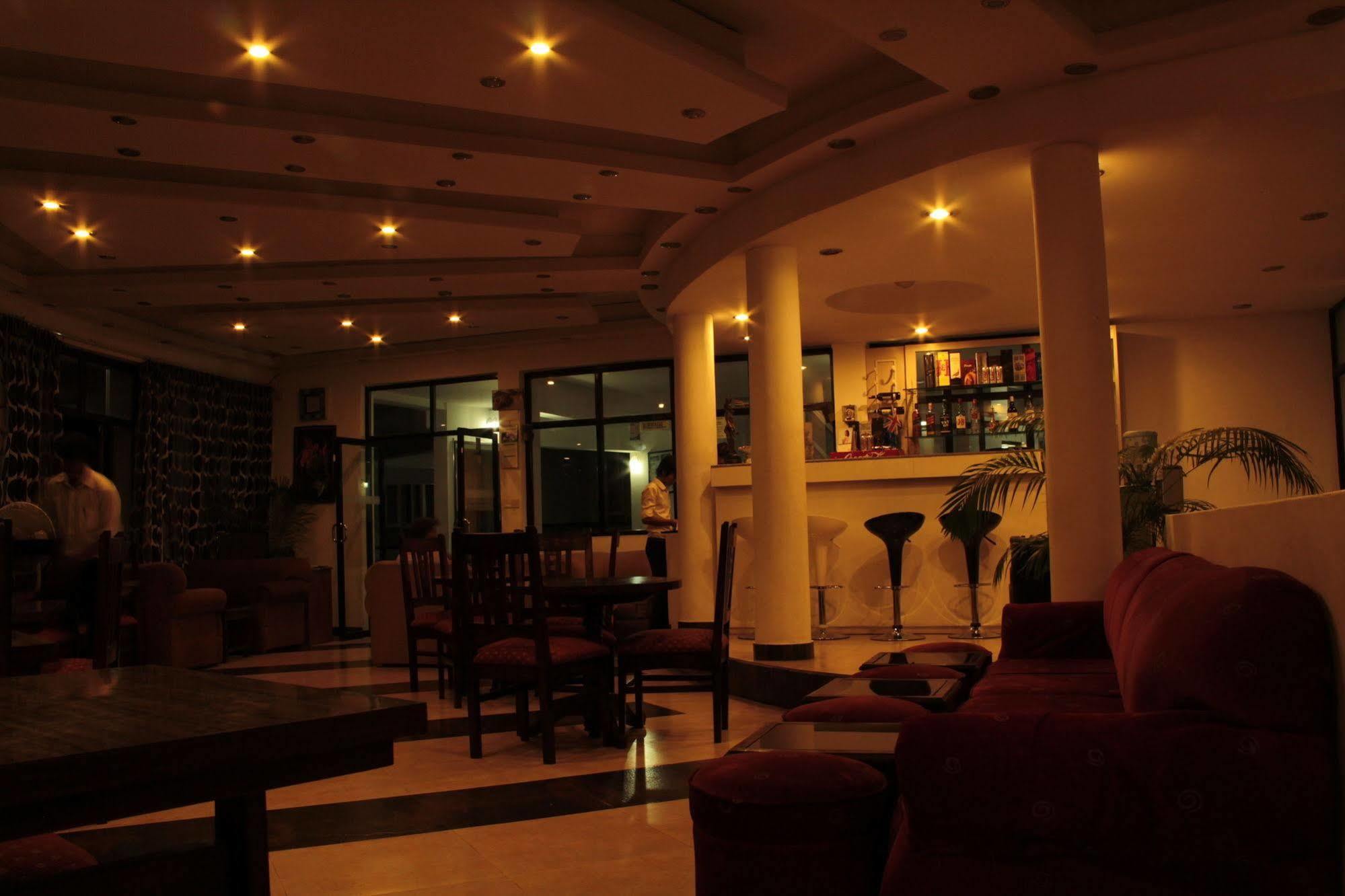 Hotel Mystic Buddha Катманду Экстерьер фото