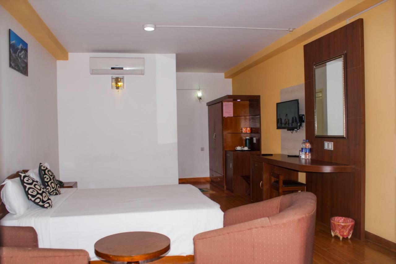 Hotel Mystic Buddha Катманду Экстерьер фото